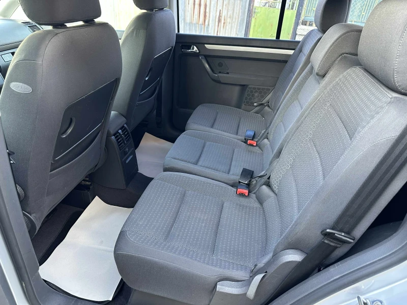 VW Touran 2.0TDI , 140к.с., 8 клапановия мотор, снимка 9 - Автомобили и джипове - 53016570