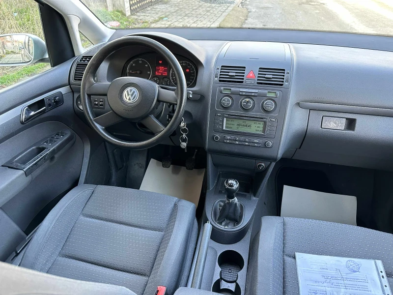 VW Touran 2.0TDI , 140к.с., 8 клапановия мотор, снимка 7 - Автомобили и джипове - 53016570