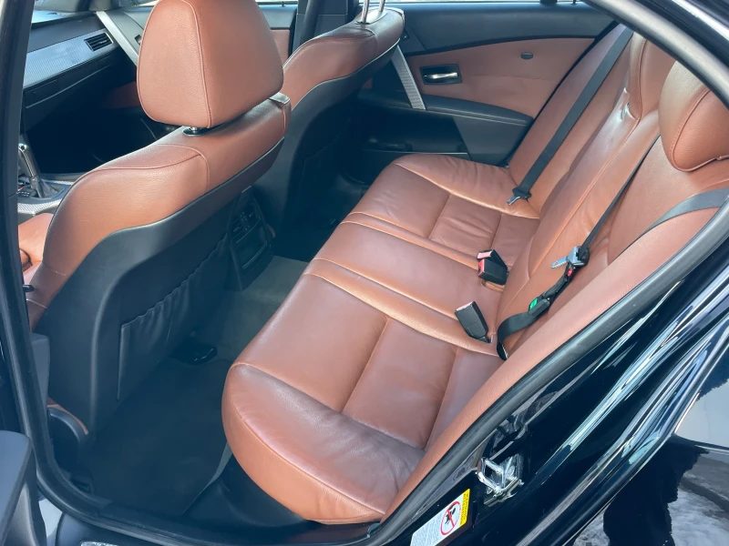 BMW 530 M-pack/Кожа/Черен Таван/Мемори, снимка 9 - Автомобили и джипове - 53074186