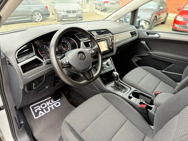 VW Touran 2.0TDI/АВТОМАТ/ДИСТРОНИК/НАВИГАЦИЯ/КАМЕРА !, снимка 7 - Автомобили и джипове - 53324879