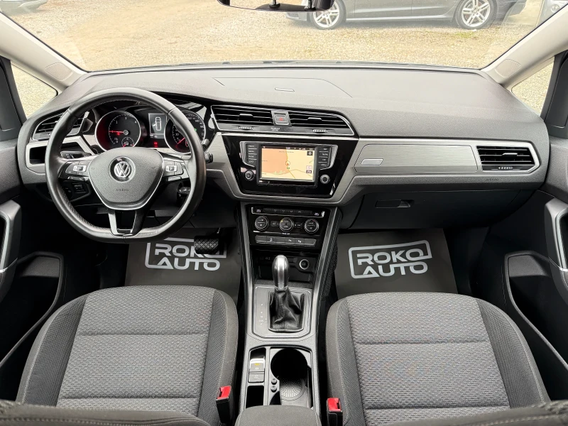 VW Touran 2.0TDI/АВТОМАТ/ДИСТРОНИК/НАВИГАЦИЯ/КАМЕРА !, снимка 10 - Автомобили и джипове - 53324879