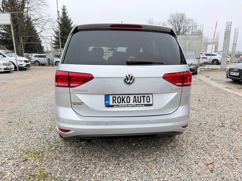 VW Touran 2.0TDI/АВТОМАТ/ДИСТРОНИК/НАВИГАЦИЯ/КАМЕРА !, снимка 5 - Автомобили и джипове - 53324879