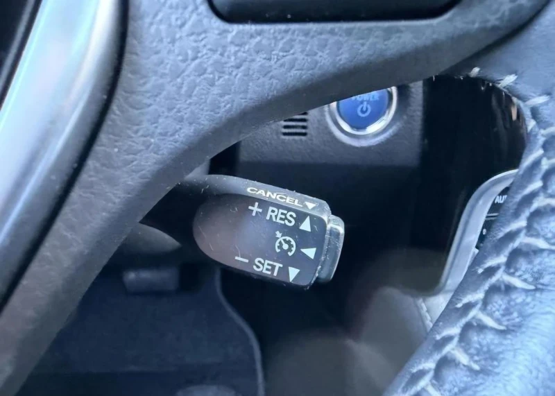 Toyota Auris FACELIFT | FULL LED | ПАНОРАМА, снимка 15 - Автомобили и джипове - 53431757