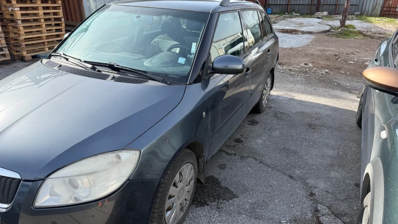 Skoda Fabia 1.4 I 16v - Gas, снимка 8 - Автомобили и джипове - 53592408