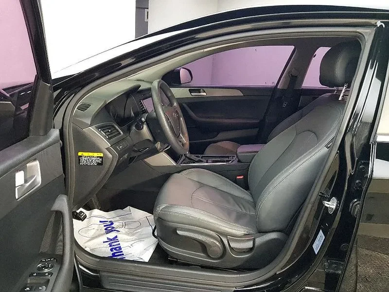 Hyundai Sonata 2.0 Style - изображение 8