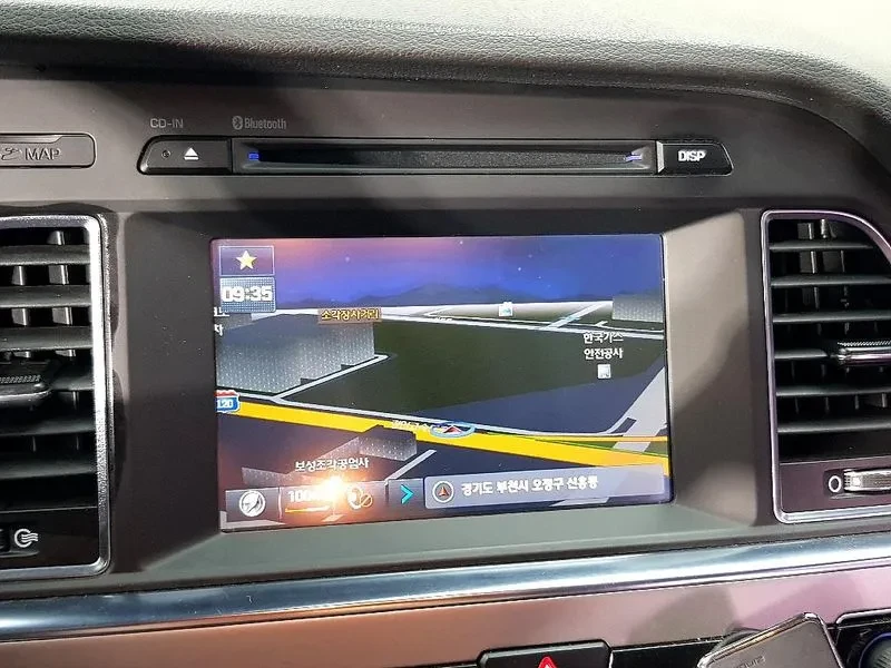 Hyundai Sonata 2.0 Style, снимка 16 - Автомобили и джипове - 53559833