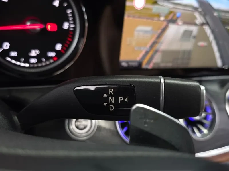 Mercedes-Benz E 220 220d Coupe | Mobile.bg � ����������� 9