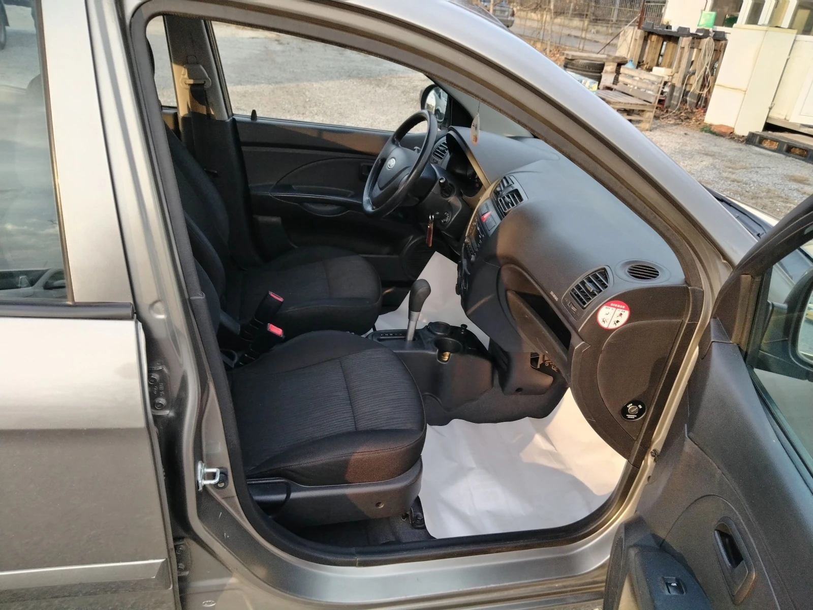 Kia Picanto 1.2 i GPL AUTOMAT | Mobile.bg — изображение 17