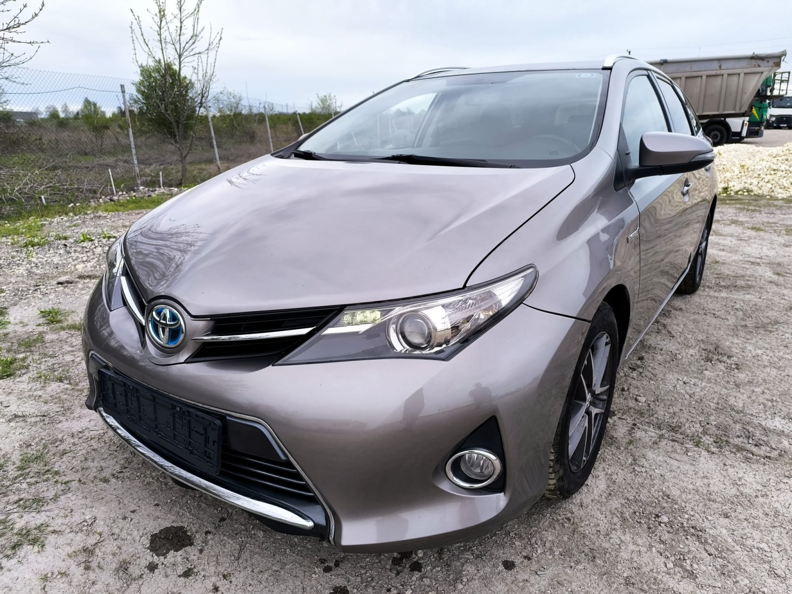 Toyota Auris HYBRID /NAVI/ КАМЕРА ЗА ЗАДЕН ХОД - изображение 1