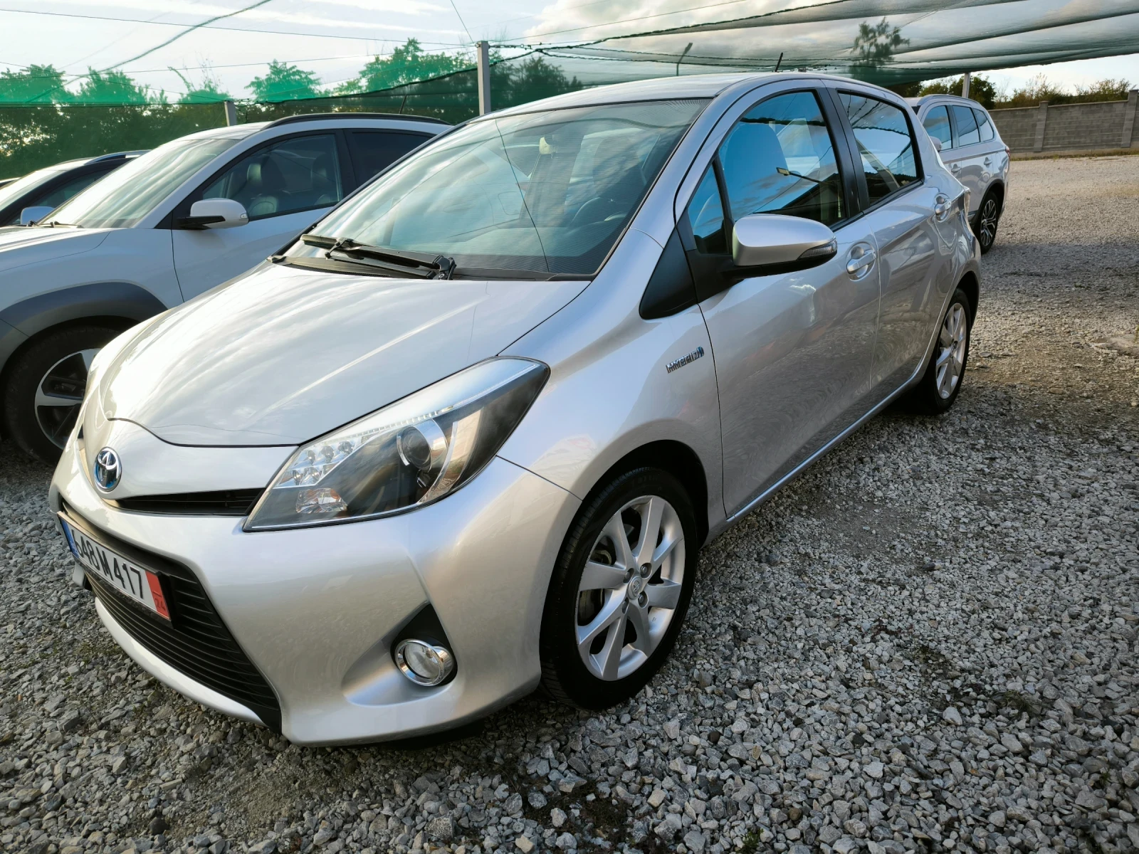 Toyota Yaris 1.5i  ЕКЗЕКУТИВ ЛУКС ШФЕЙЦАРИЯ - изображение 3