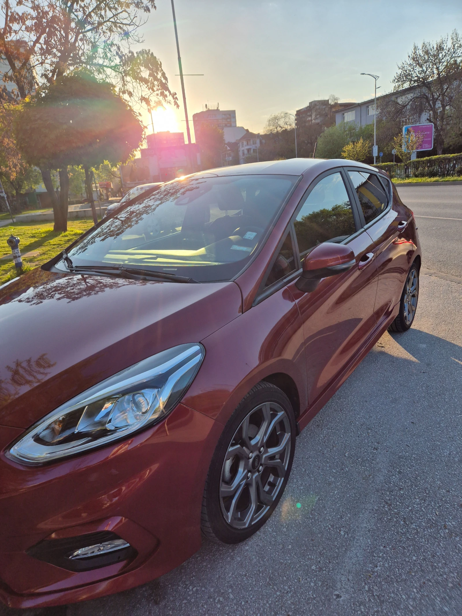 Ford Fiesta ST LINE - изображение 2