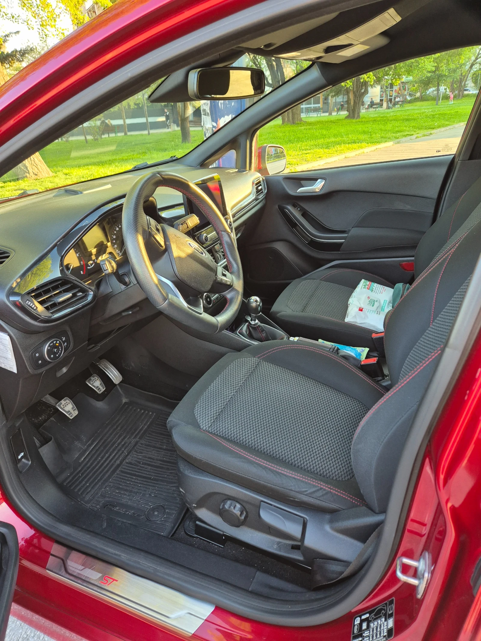 Ford Fiesta ST LINE - изображение 7
