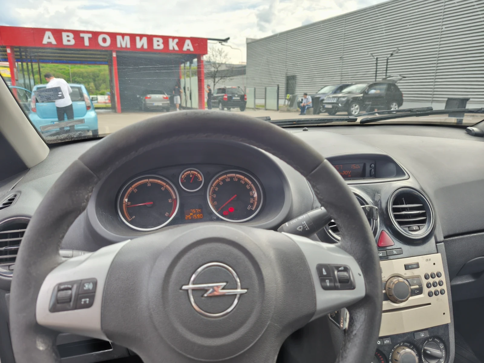 Opel Corsa D - изображение 10