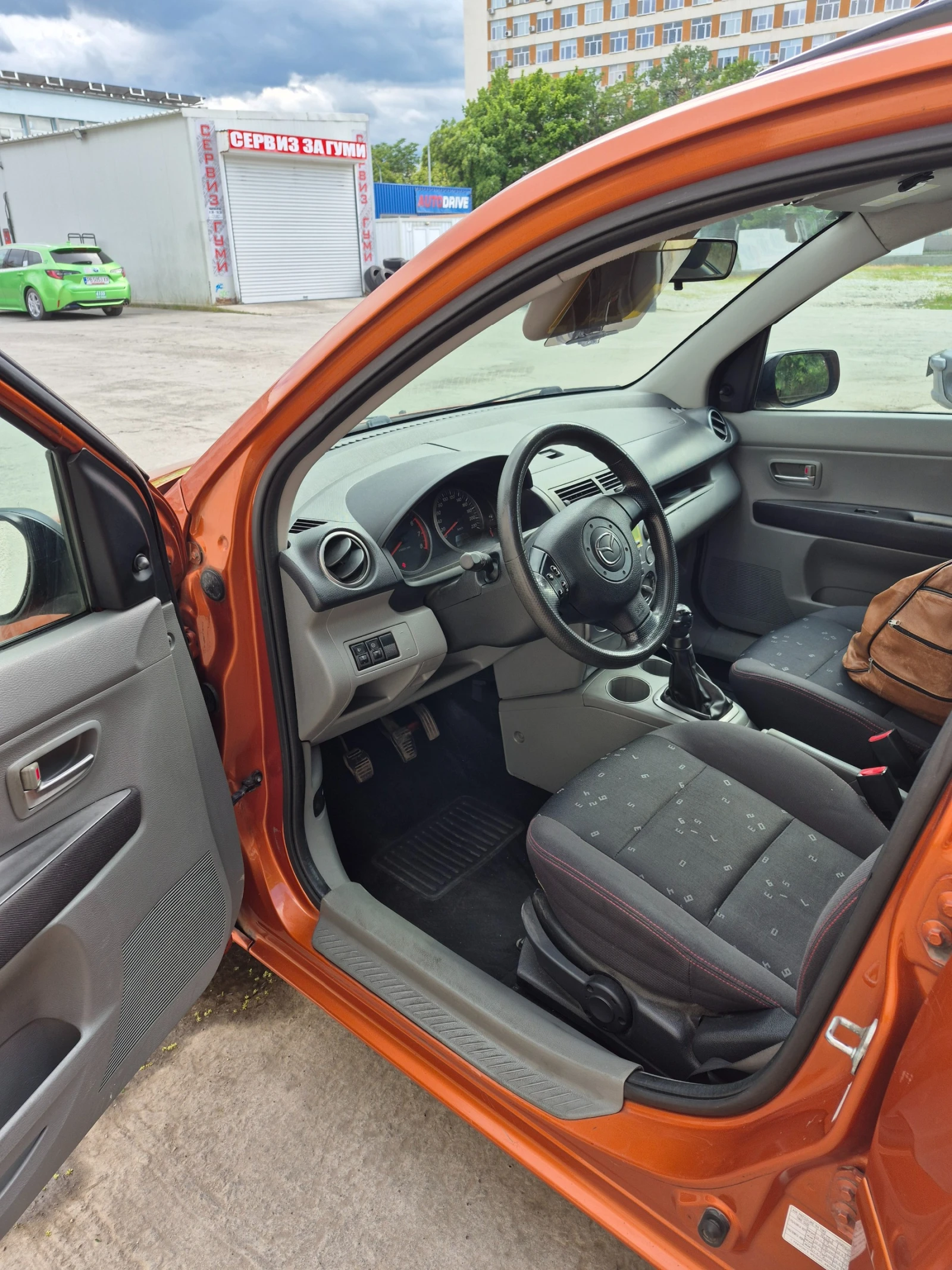 Mazda 2  - изображение 8