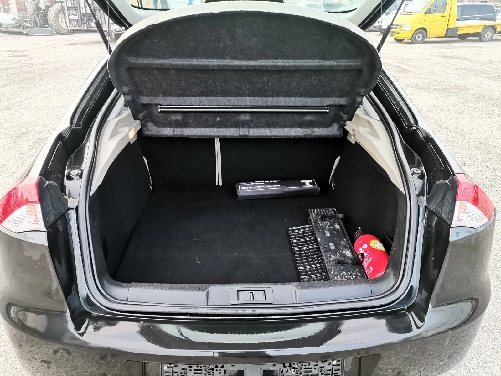 Renault Laguna 2.0 DCI 150�.�* �������*  | Mobile.bg � ����������� 17