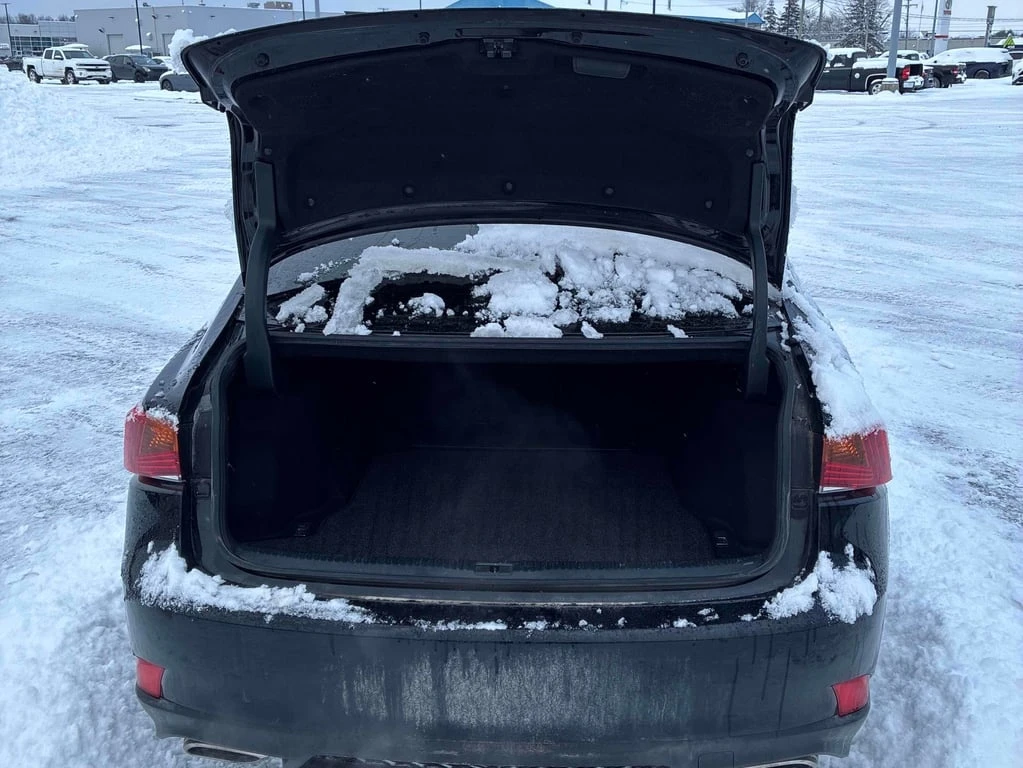 Lexus IS 300 * 4dr Sdn AWD * CARFAX * ���� �� �� | Mobile.bg � ����������� 12