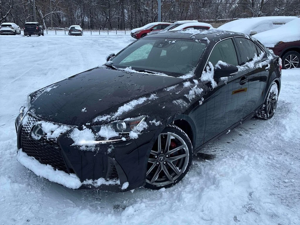 Lexus IS 300 * 4dr Sdn AWD * CARFAX * ���� �� �� | Mobile.bg � ����������� 1