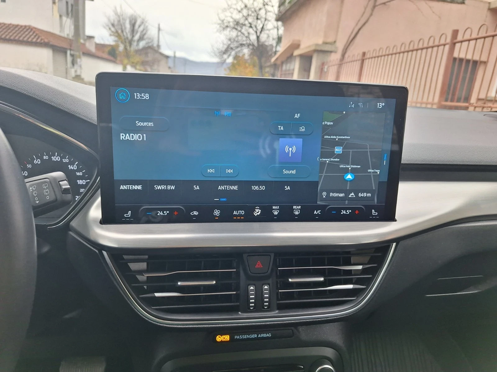 Ford Focus  Titanium, снимка 17 - Автомобили и джипове - 53760085