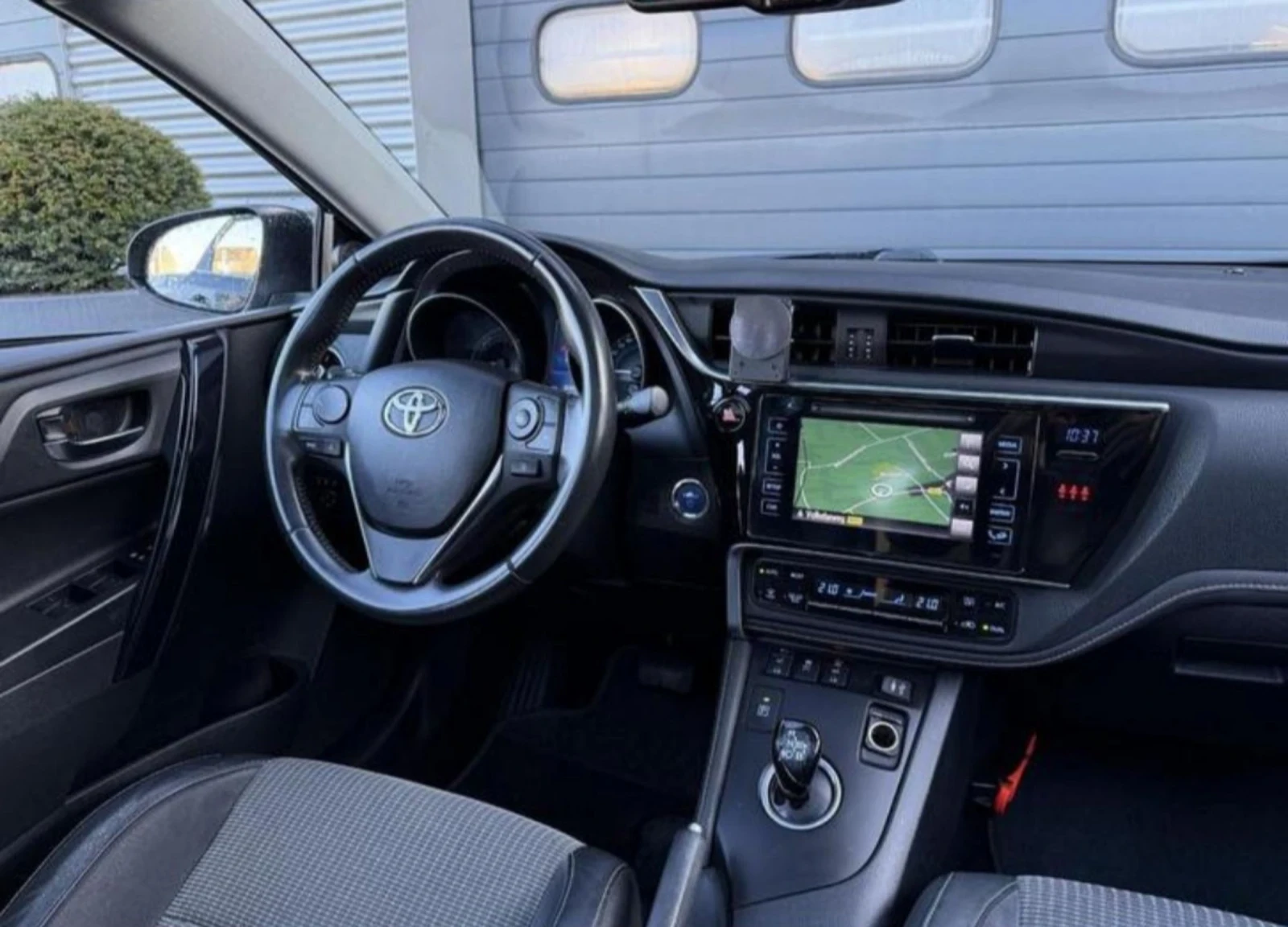 Toyota Auris FACELIFT | FULL LED | �������� | Mobile.bg � ����������� 5