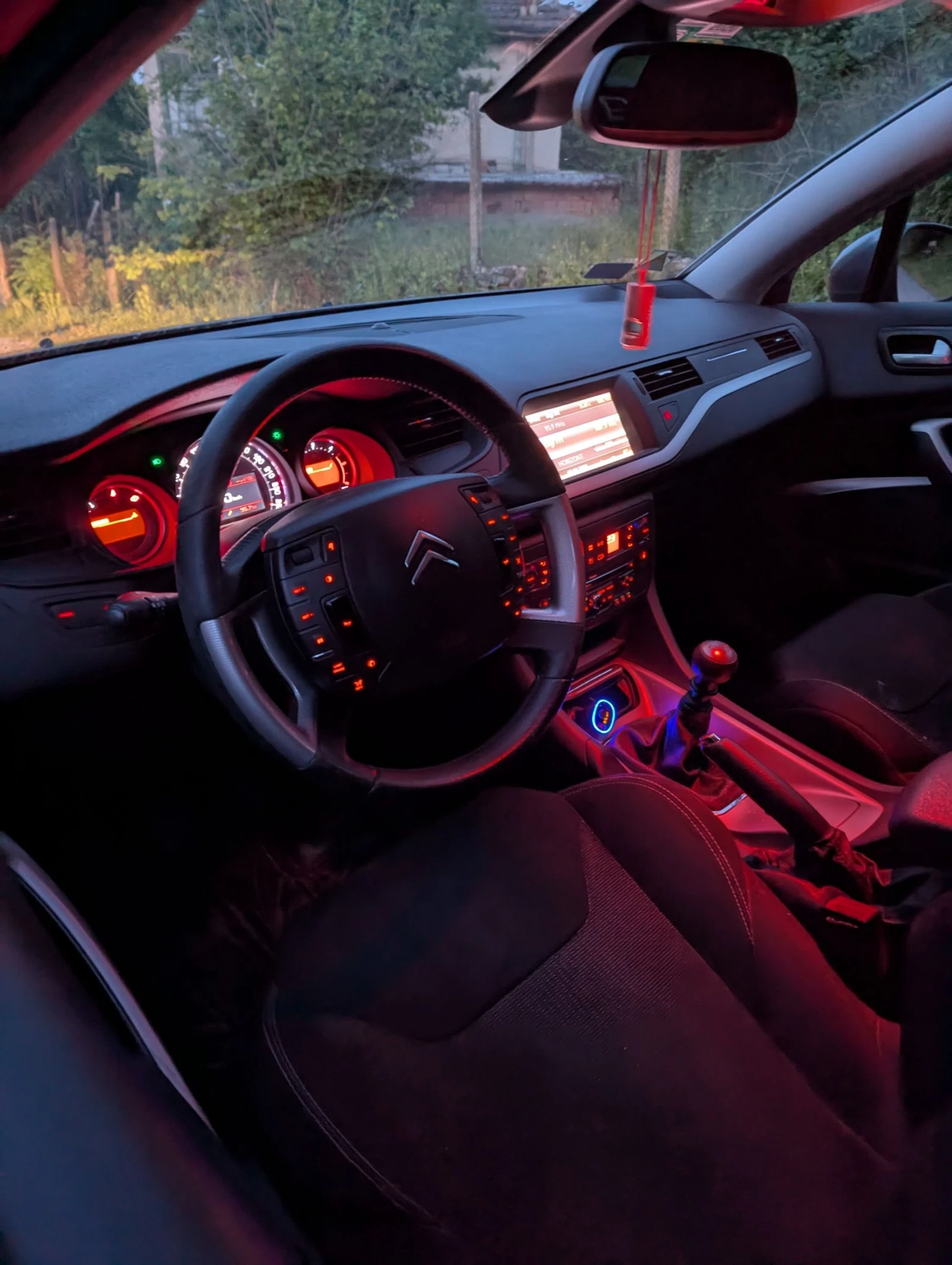 Citroen C5 2.0 HDI 140 - изображение 3