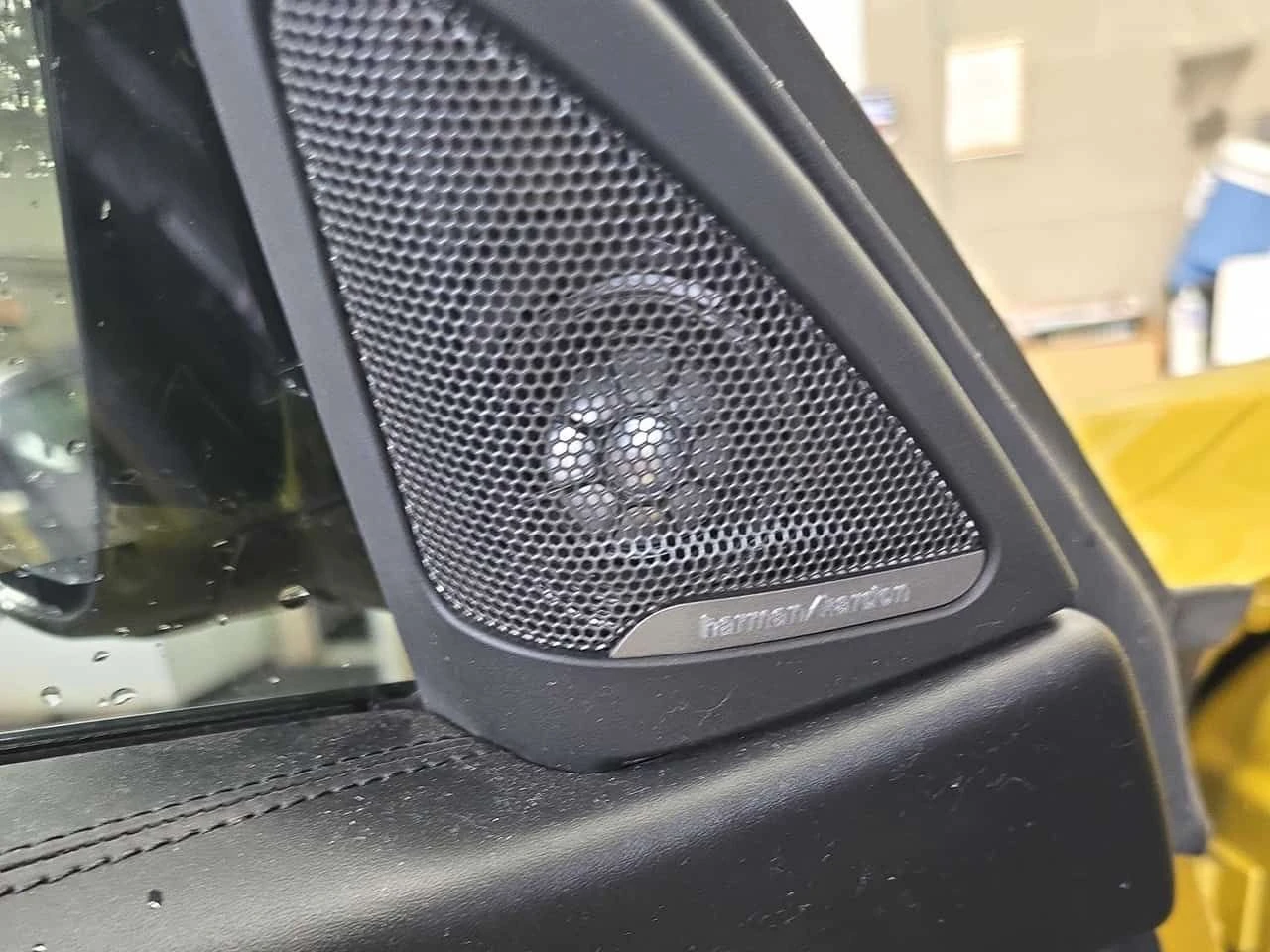 BMW M4 * CARFAX * Austin Yellow Metallic * Carbon, снимка 13 - Автомобили и джипове - 54110280