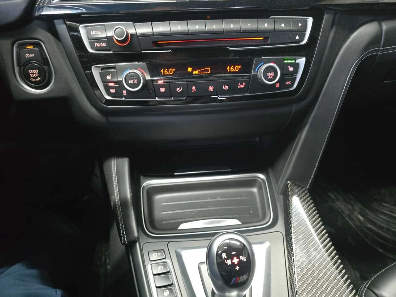 BMW M4 * CARFAX * Austin Yellow Metallic * Carbon, снимка 11 - Автомобили и джипове - 54110280