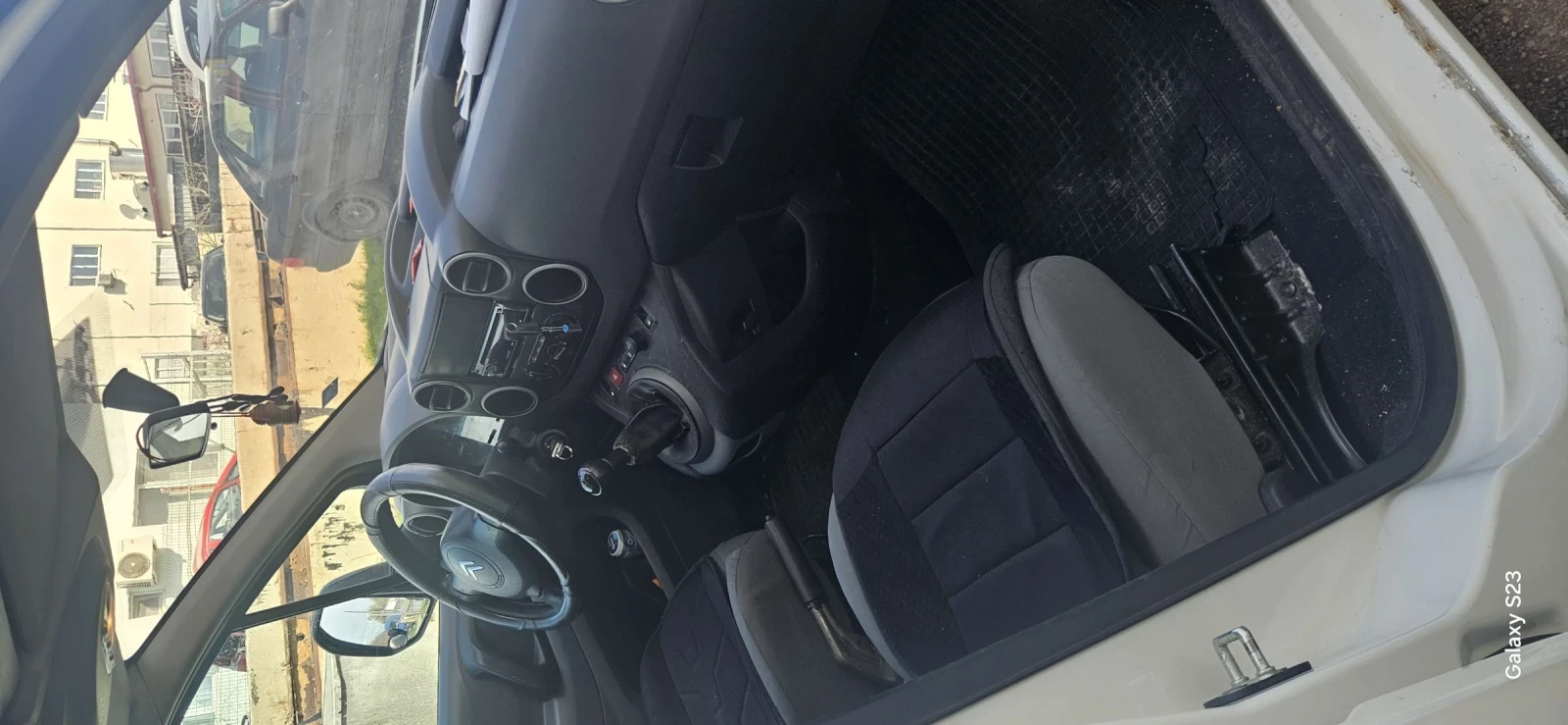 Citroen Berlingo, снимка 10 - Автомобили и джипове - 54126257