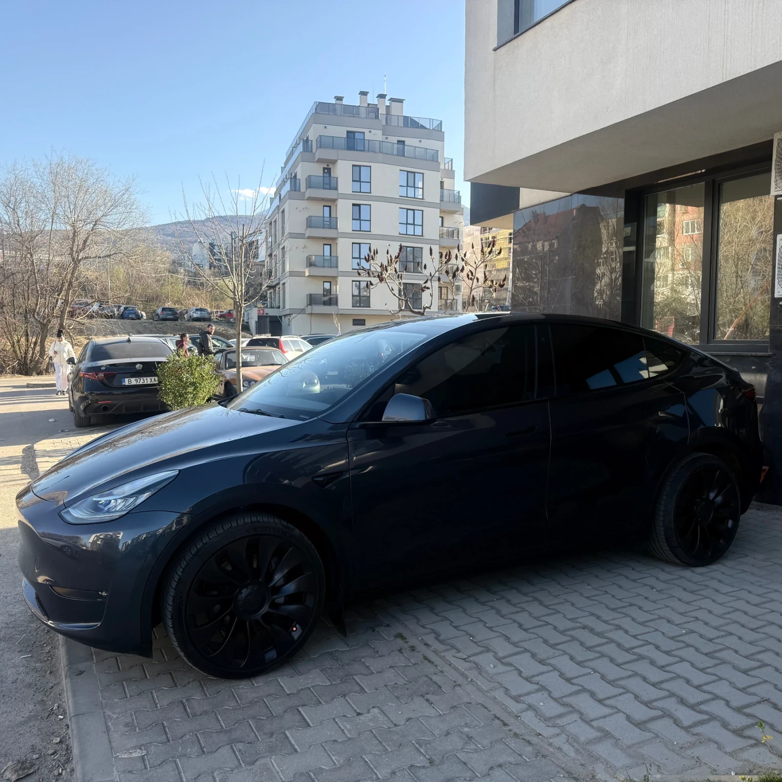 Tesla Model Y 2022 Dual Motor Long range 72000 km Гаранция, снимка 3 - Автомобили и джипове - 54149806