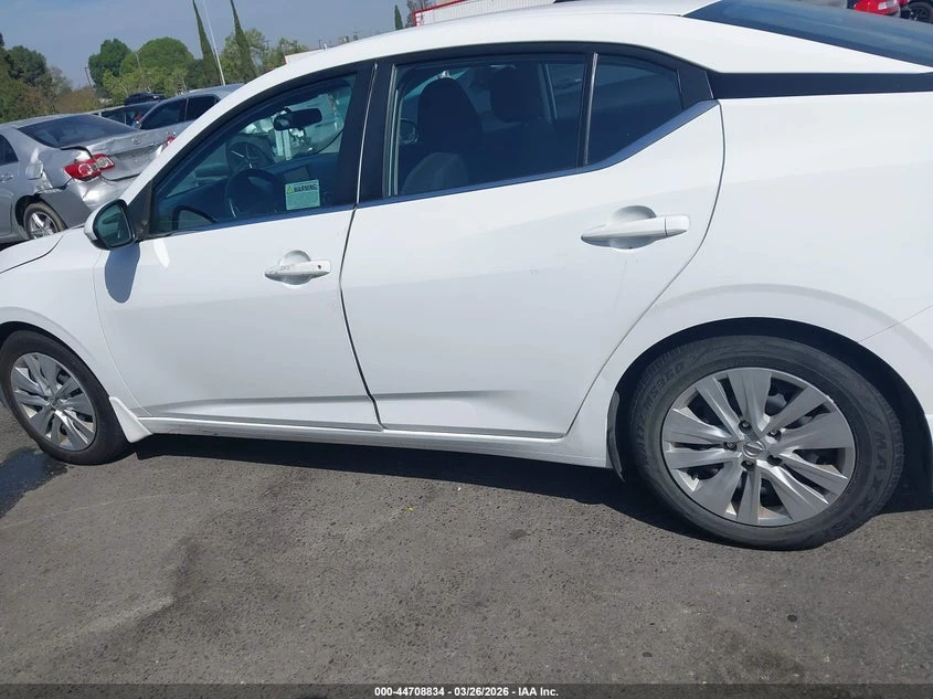 Nissan Sentra 2.0L I-4 DI, DOHC, VVT, 149HP Front Wheel Drive | Mobile.bg � ����������� 14