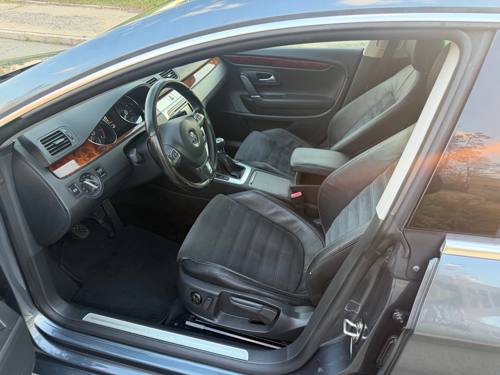 VW CC 1.8 UNIKAT 160 ks, снимка 10 - Автомобили и джипове - 54247583