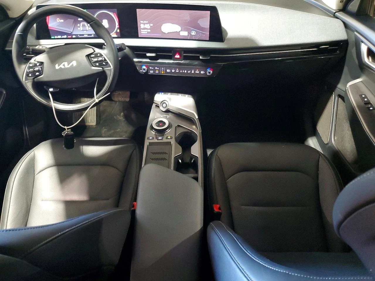 Kia EV6 0.0l, снимка 8 - Автомобили и джипове - 55004659