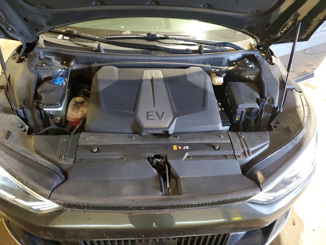 Kia EV6 0.0l, снимка 12 - Автомобили и джипове - 55004659