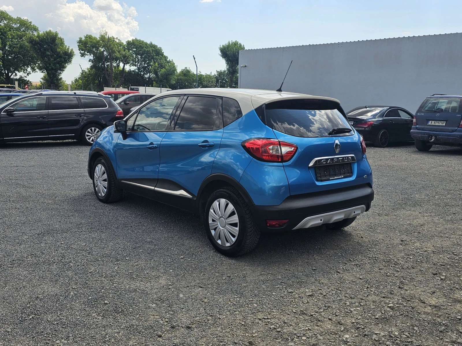 Renault Captur 1.5dci 90ps, снимка 6 - Автомобили и джипове - 55207154