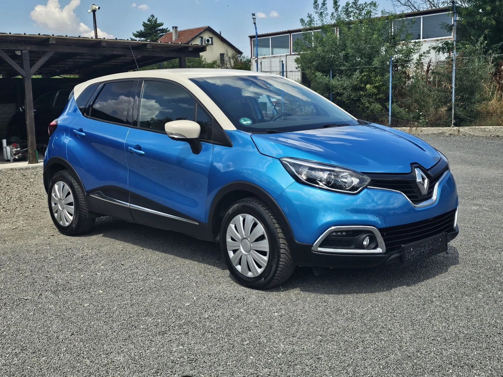 Renault Captur 1.5dci 90ps, снимка 2 - Автомобили и джипове - 55207154