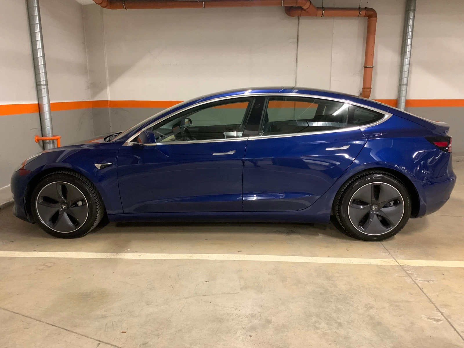 Tesla Model 3 AWD.DUAL MOTOR.ЕВРОПЕЙСКА, снимка 6 - Автомобили и джипове - 55310196