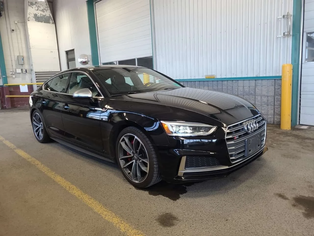 Audi S5 * PREMIUM PLUS * CARFAX * 2 КЛЮЧА * АВТОКРЕДИТ * , снимка 2 - Автомобили и джипове - 55514707