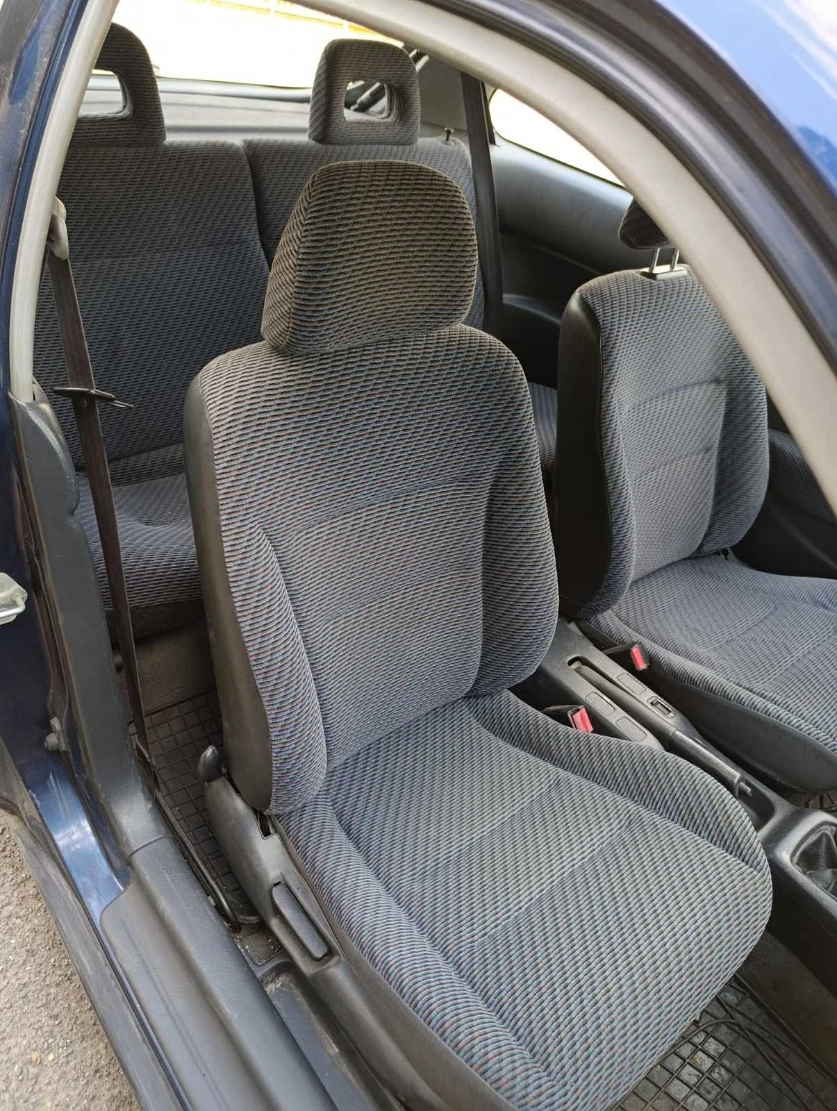 Honda Civic 1.4i * ГАЗ!* , снимка 8 - Автомобили и джипове - 55836050