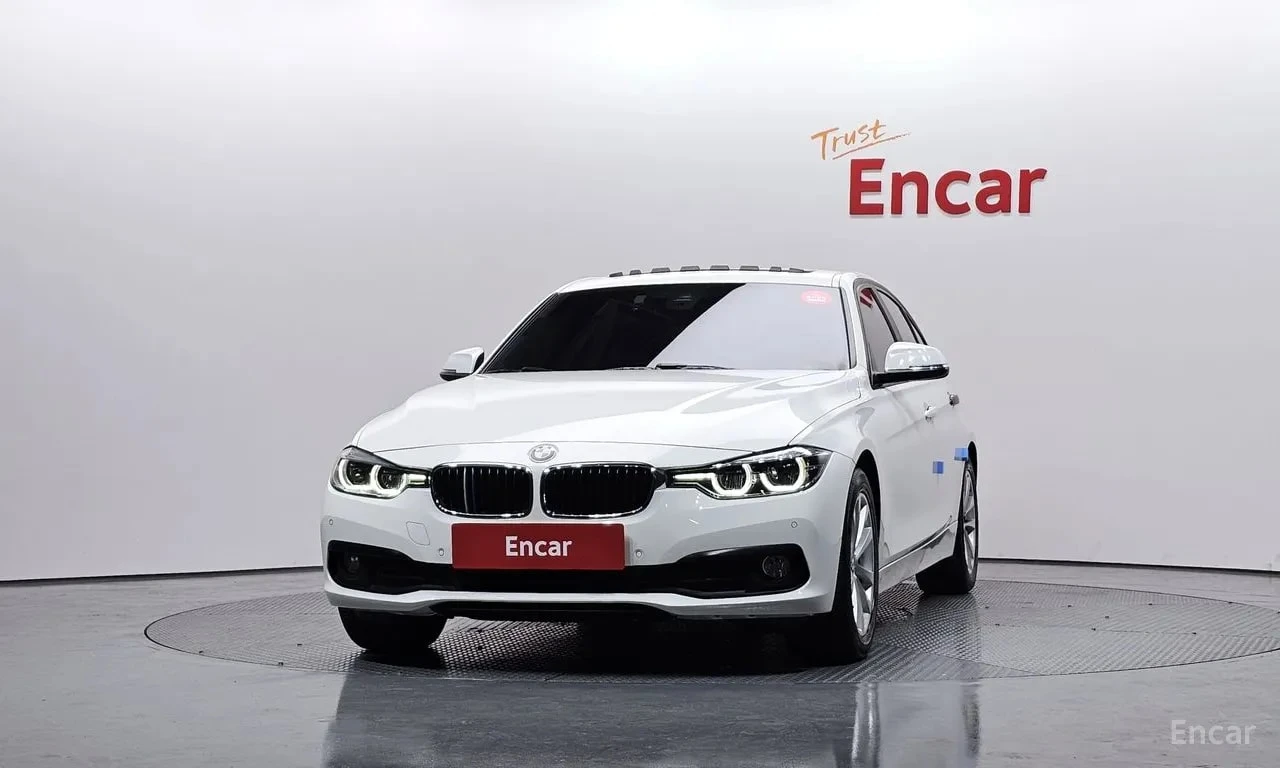 BMW 320 * HEAD UP* LANE ASSIST* ДВА КЛЮЧА* ПОДГРЕВ* КАМЕРА, снимка 3 - Автомобили и джипове - 56107075