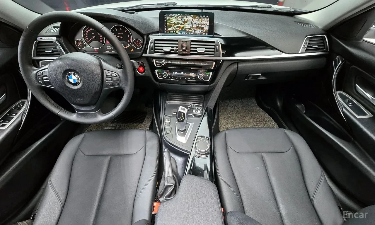 BMW 320 * HEAD UP* LANE ASSIST* ДВА КЛЮЧА* ПОДГРЕВ* КАМЕРА, снимка 7 - Автомобили и джипове - 56107075