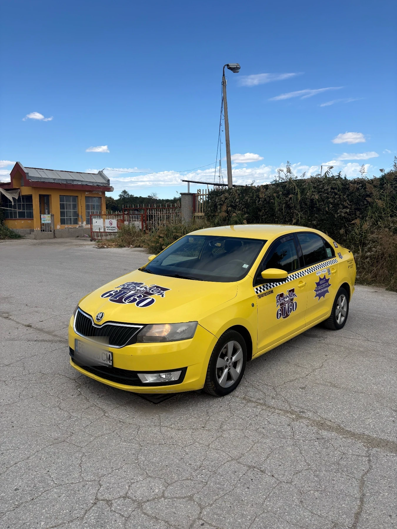 Skoda Rapid, снимка 2 - Автомобили и джипове - 56180357