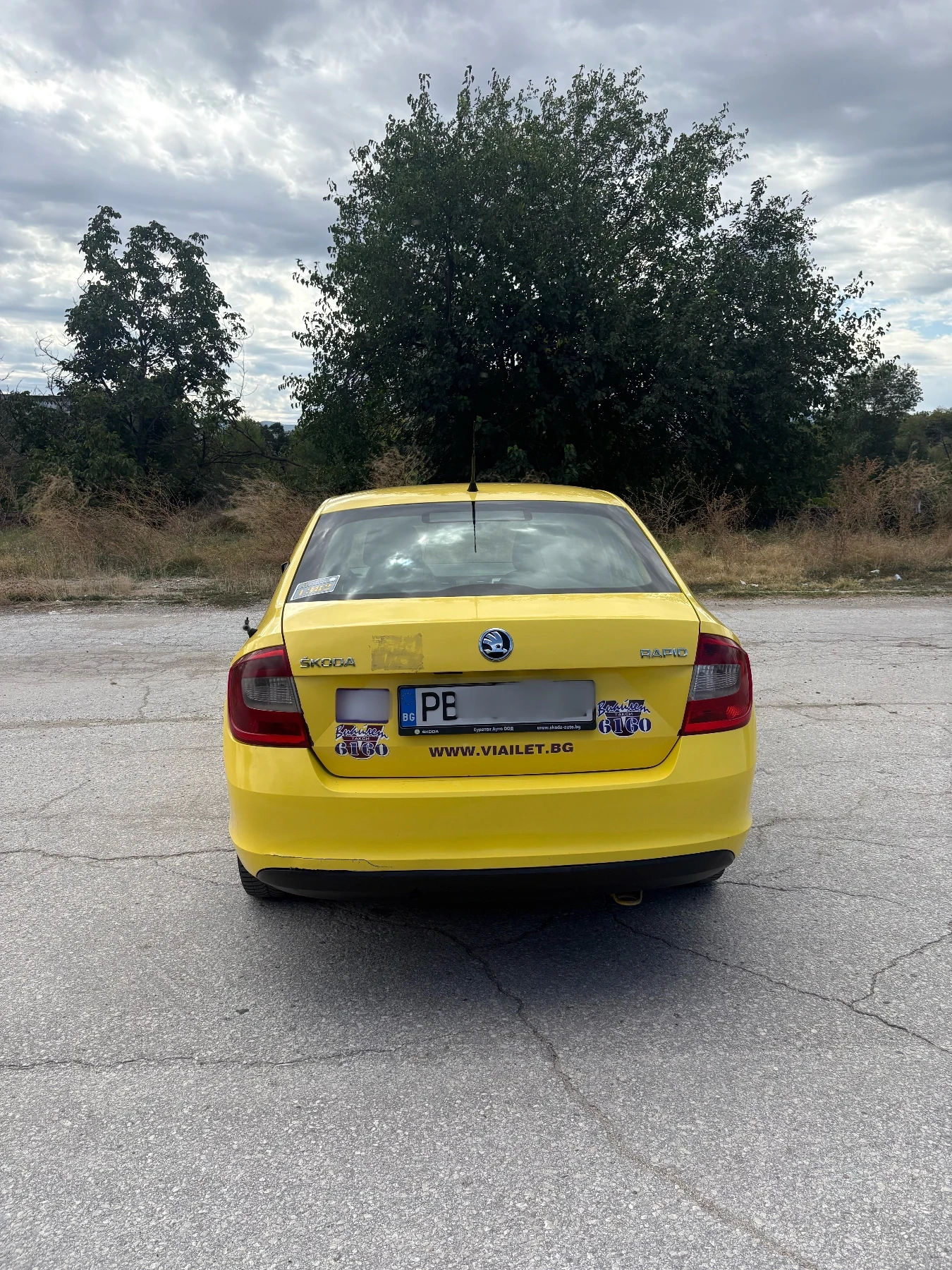 Skoda Rapid, снимка 5 - Автомобили и джипове - 56180357
