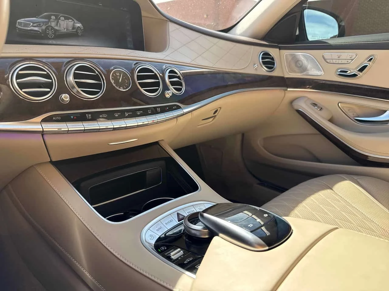 Mercedes-Benz S 560 * CARFAX * ОПЦИЯ ЗА ФИНАНСИРАНЕ, снимка 13 - Автомобили и джипове - 56208004