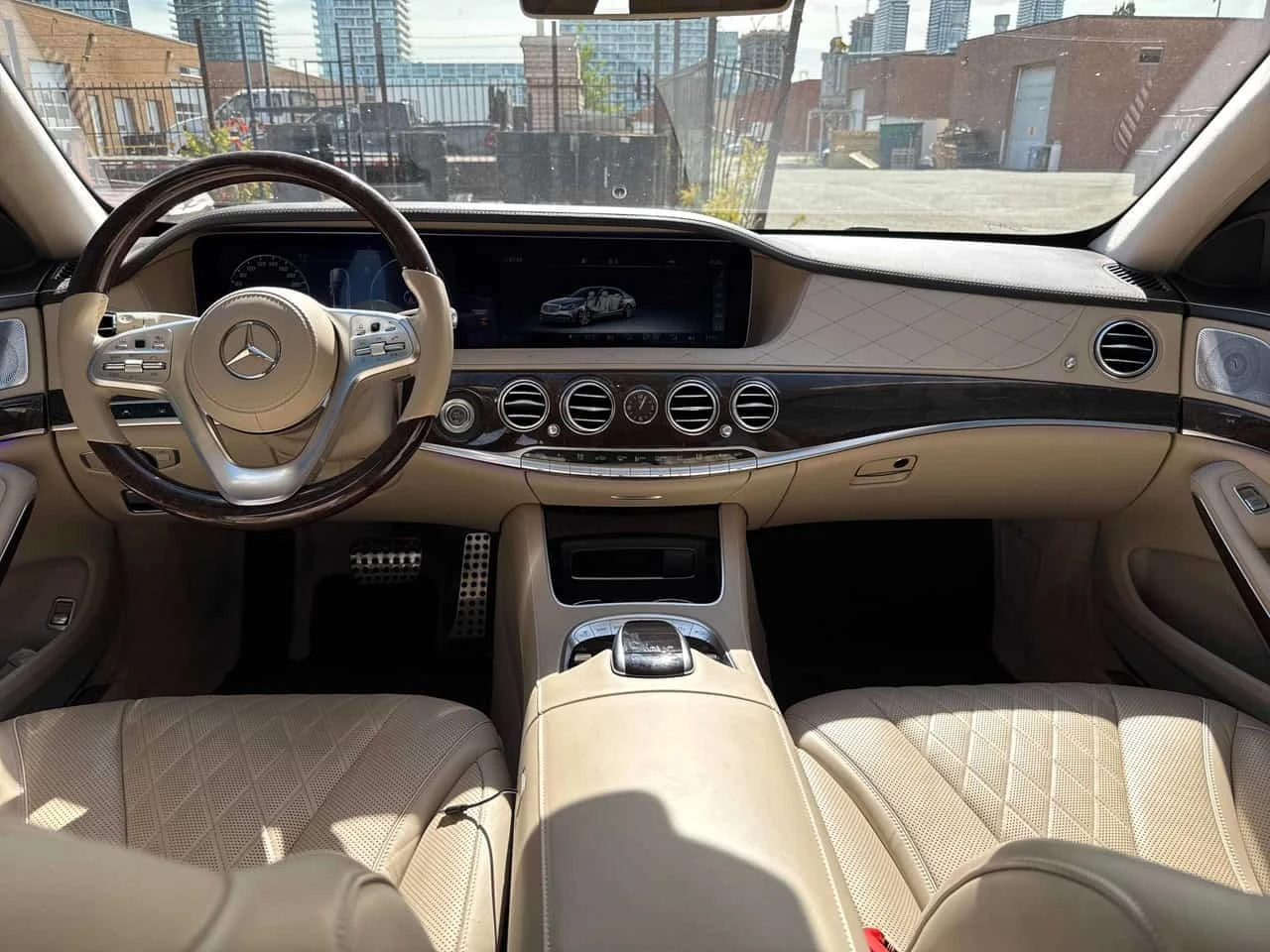 Mercedes-Benz S 560 * CARFAX * ОПЦИЯ ЗА ФИНАНСИРАНЕ, снимка 9 - Автомобили и джипове - 56208004