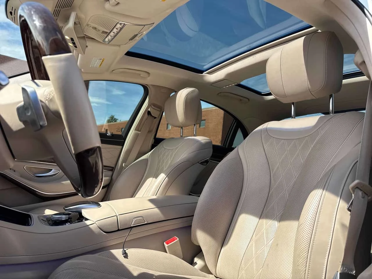 Mercedes-Benz S 560 * CARFAX * ОПЦИЯ ЗА ФИНАНСИРАНЕ, снимка 10 - Автомобили и джипове - 56208004