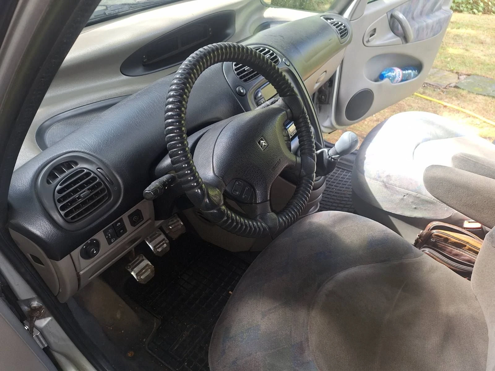 Citroen Xsara picasso 1.6 газ, снимка 7 - Автомобили и джипове - 56246935