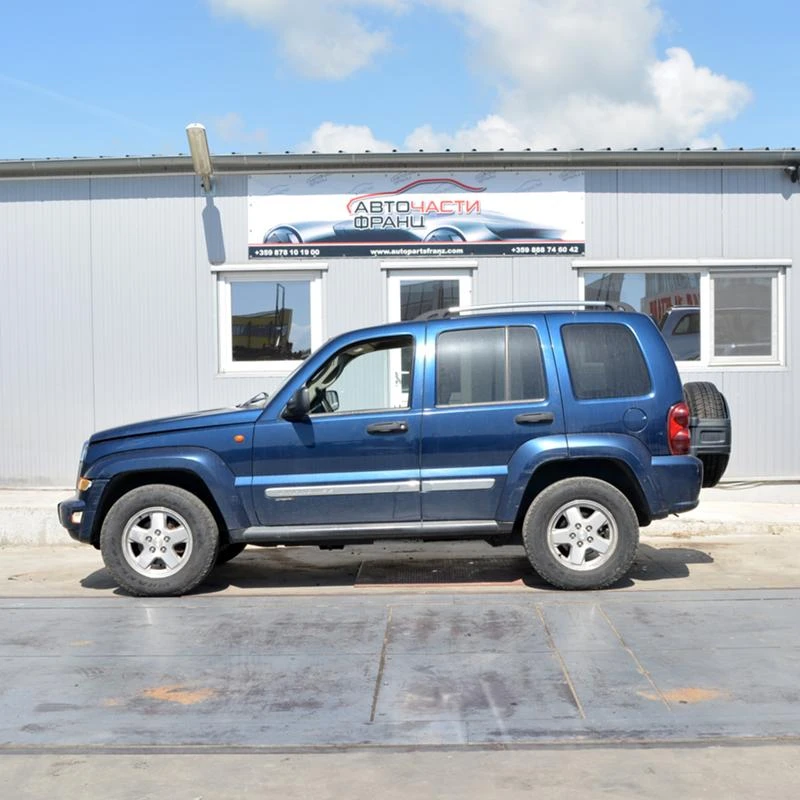 Jeep Cherokee 2.8 CRD, снимка 3 - Автомобили и джипове - 36713151