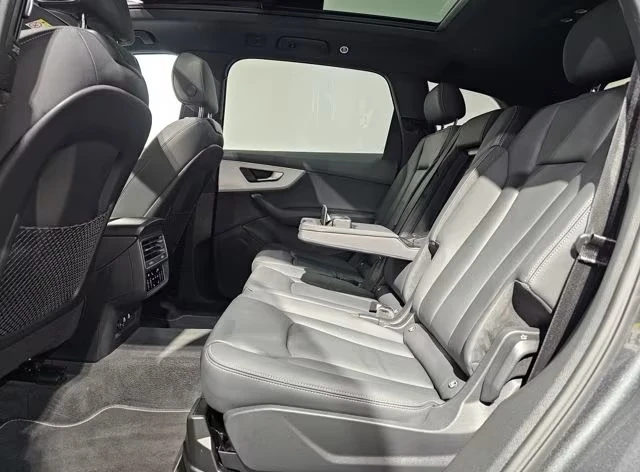 Audi Q7 50 TDI S Line Black 7seat Pano Matrix, снимка 12 - Автомобили и джипове - 53770037