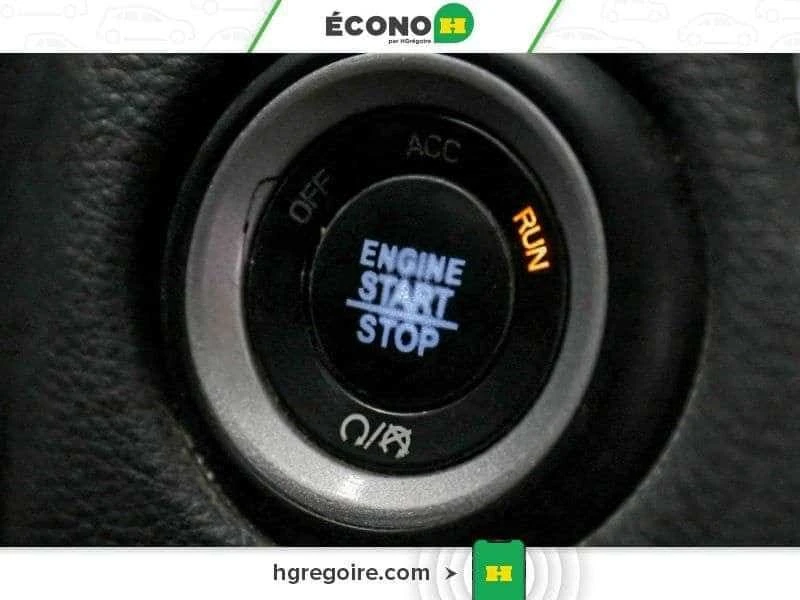 Dodge Durango * R/T AWD CUIR TOIT BLUETOOTH CAM?RA MAGS * CARFAX, снимка 16 - Автомобили и джипове - 54837378