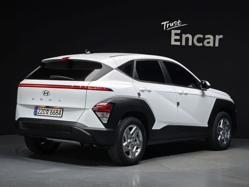 Hyundai Kona Modern| 141к.с.| ВКЛ.ТЕХНОТЕСТ, снимка 2 - Автомобили и джипове - 55441037