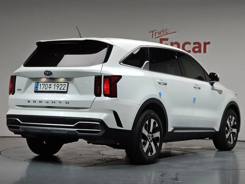 Kia Sorento Diesel 2.2 4WD| 202к.с.| ВКЛ.ТЕХНОТЕСТ, снимка 2 - Автомобили и джипове - 55688970